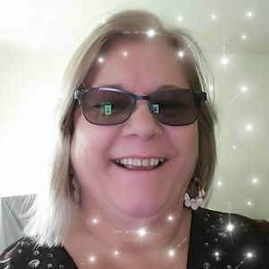 Meet your Posher, Helen